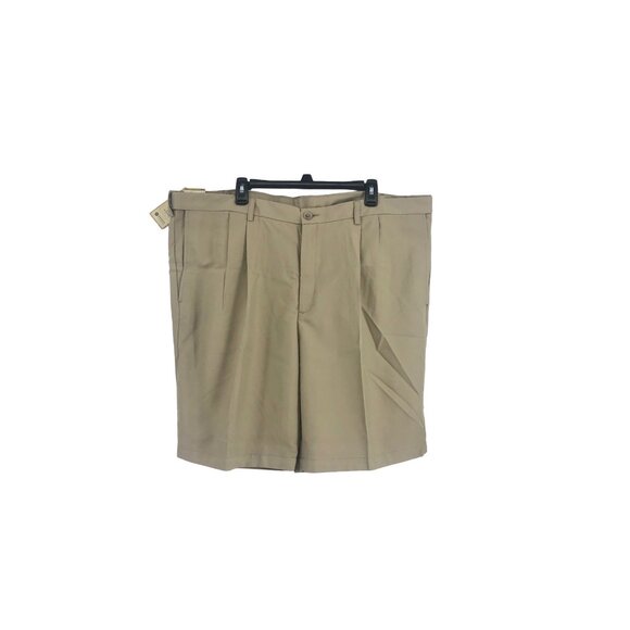 Haggar Cool 18 Shorts Sz 44 Oxford Pleat HS10602 Tan New - Picture 1 of 2